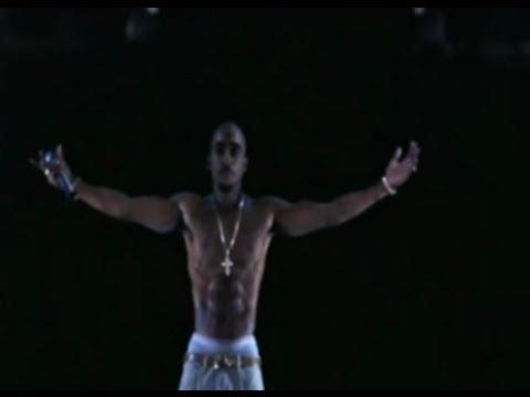 Tupac’s hologram ushers change in live concerts
