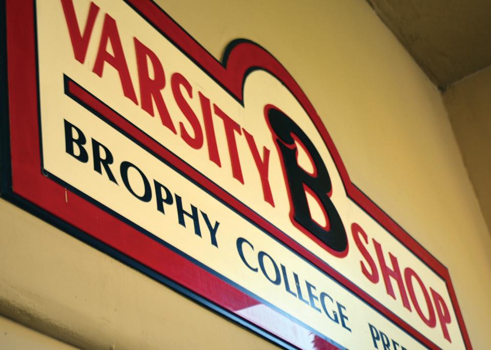 econ-class-assists-varsity-shop-in-product-development-pricing-brophy-roundup