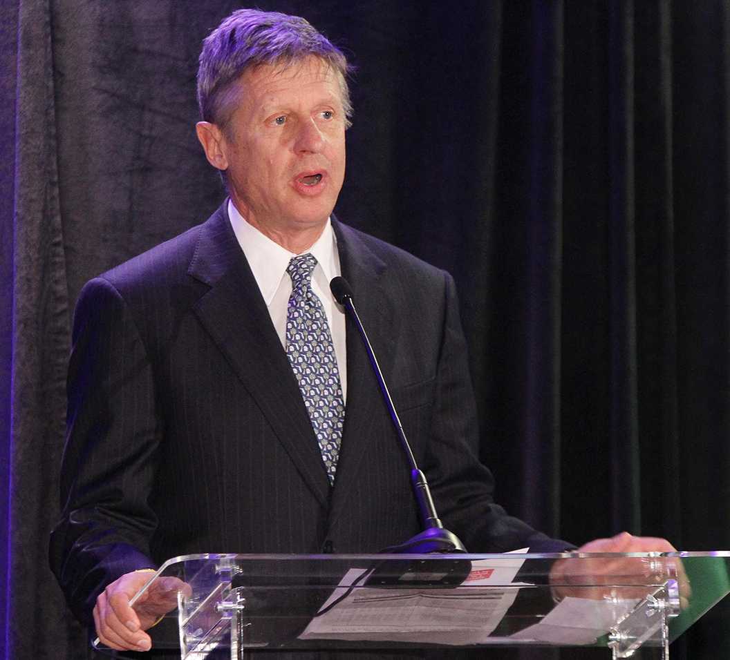 Photo+Courtesy+of+Tribune+News+Service-+Gary+Johnson+speaks+during+the+Libertarian+Party+presidential+candidate+debate+at+the+Embassy+Suites+in+Orlando%2C+Florida%2C+Saturday%2C+February+11%2C+2012.+%28Stephen+M.+Dowell%2FOrlando+Sentinel%2FMCT%29