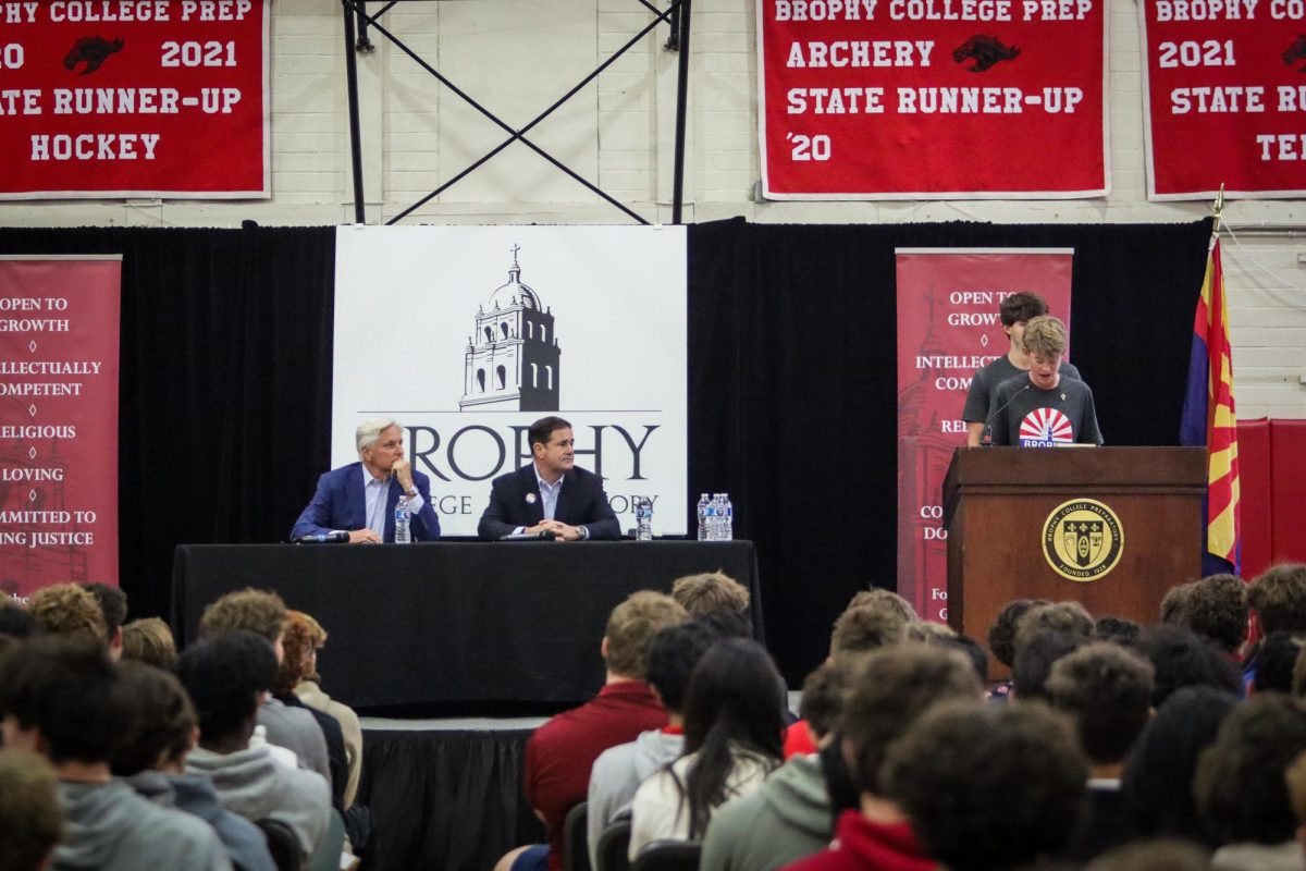 During the main keynote former governor, Doug Ducey as well as Fred DuVal his opponent as students on a panel asked questions.